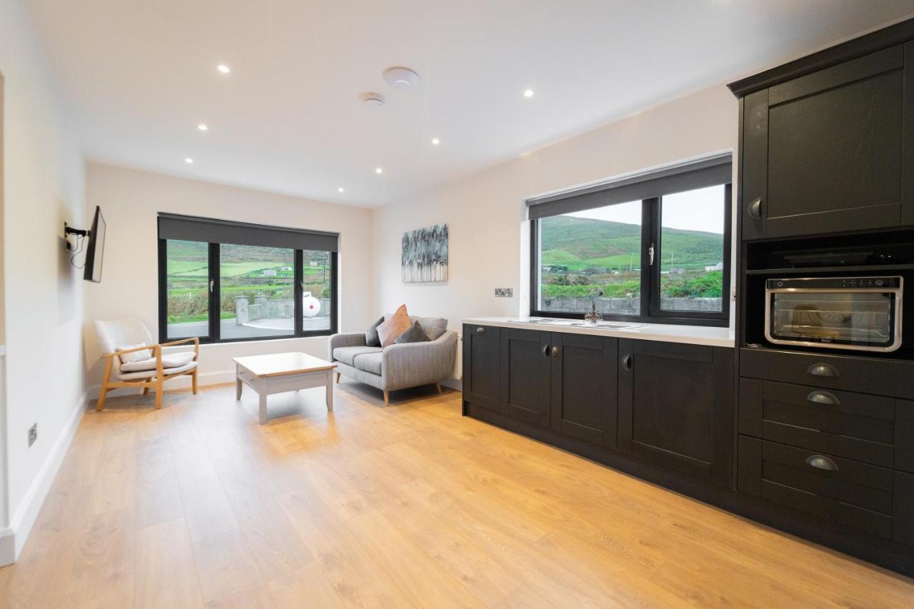 Dingle Way Snug, Luxury Apartment Bagian luar foto